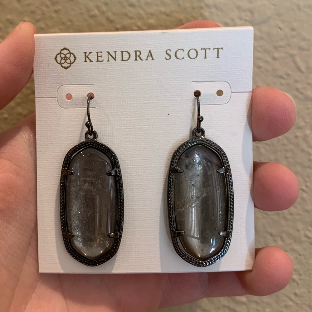 KENDRA SCOTT earrings.